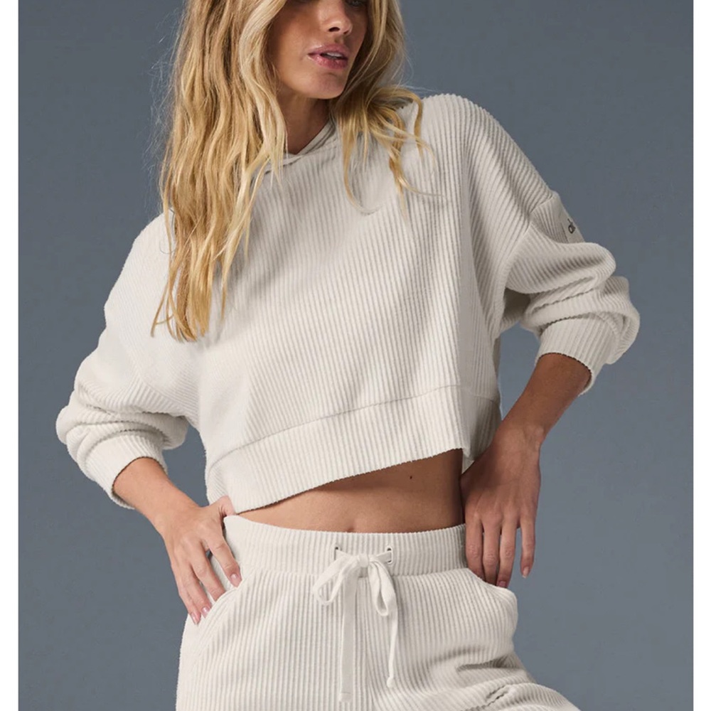 ALO Yoga Muse Hoodie